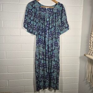 Go Softly Patio Dress Batik Block Print Large Paisley Rayon Oversize Maxi Pocket